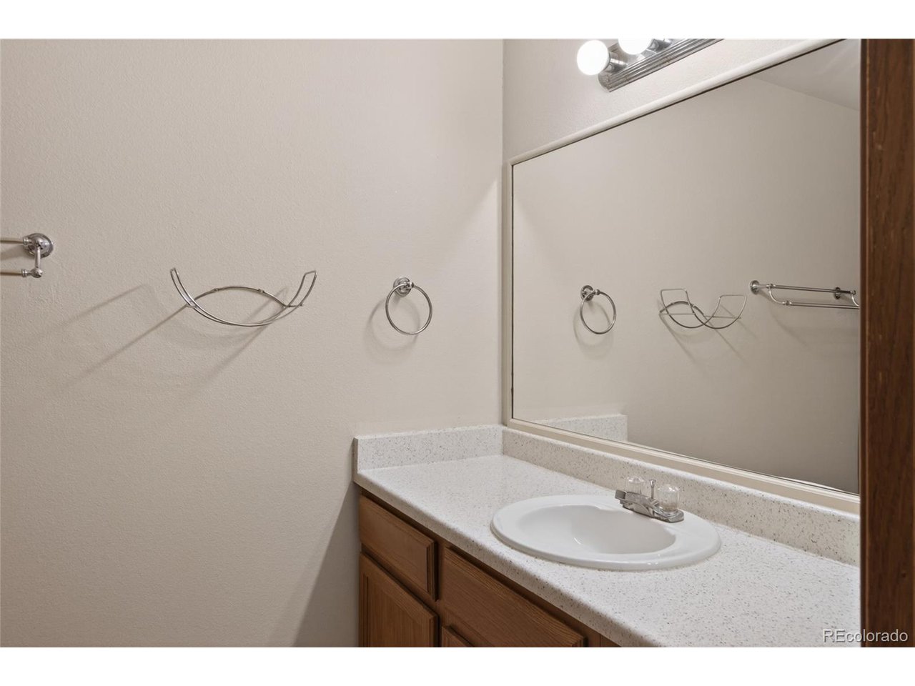 220 Wright St 220-103