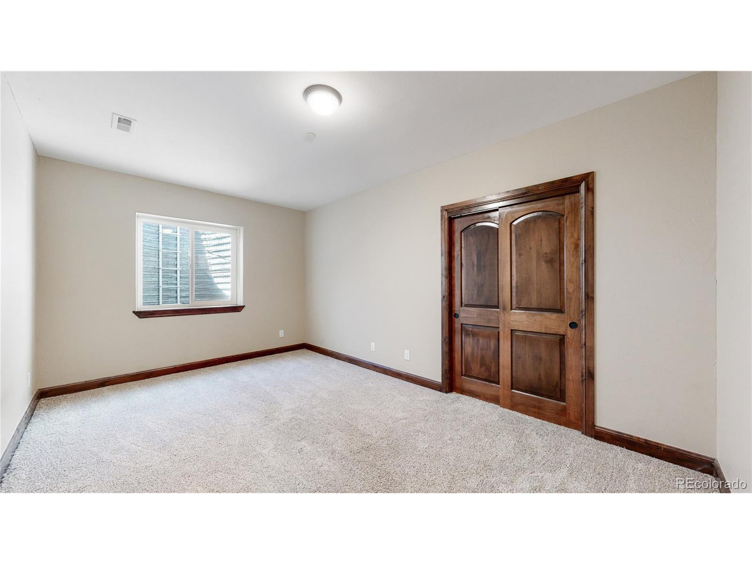 14830 Indian Hill Ct