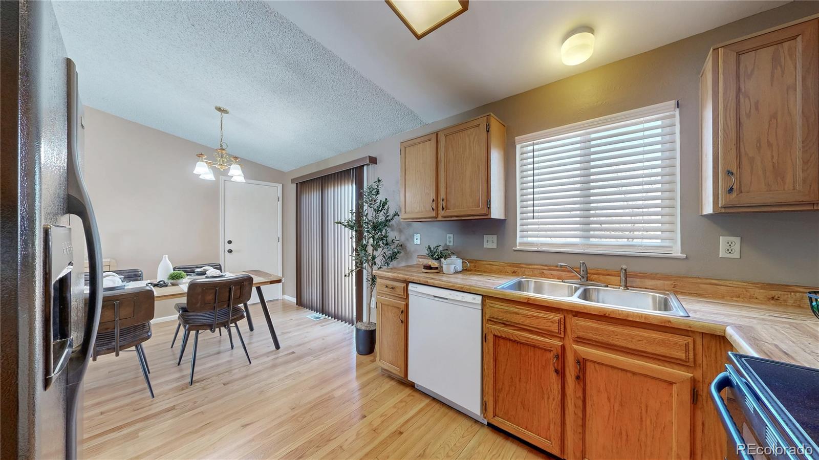 11813 Bellaire Circle