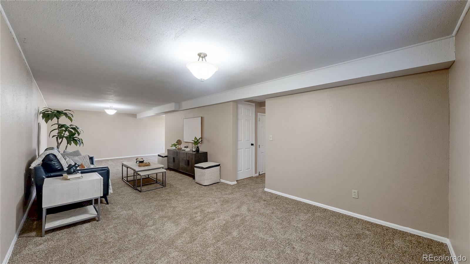 11813 Bellaire Circle