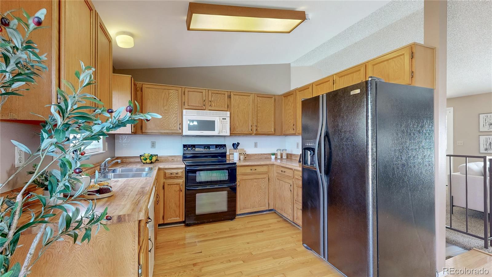 11813 Bellaire Circle