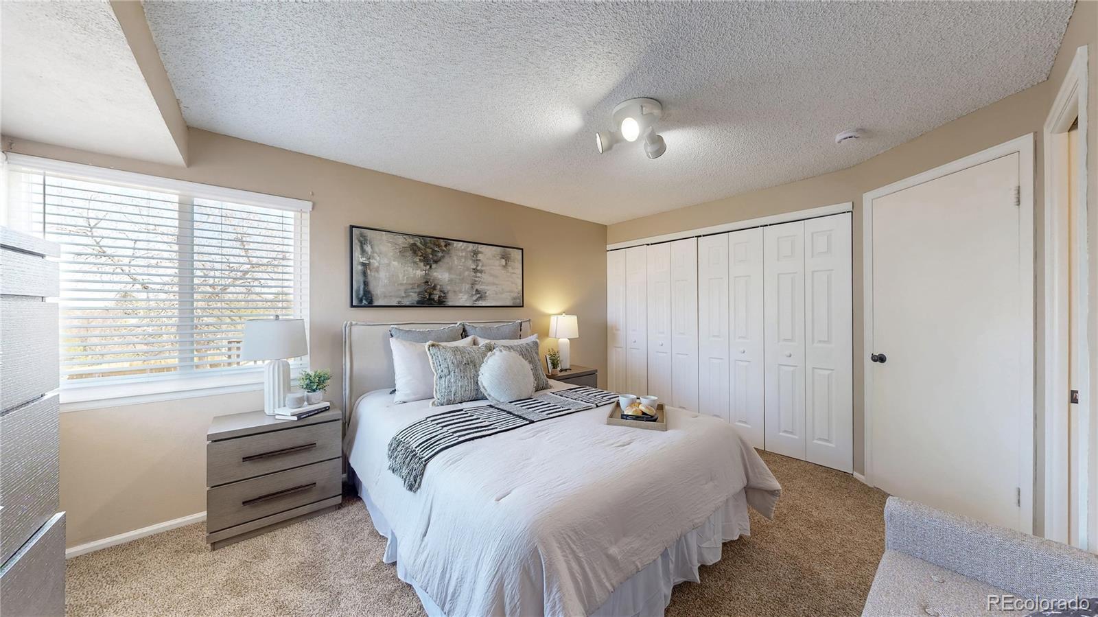11813 Bellaire Circle