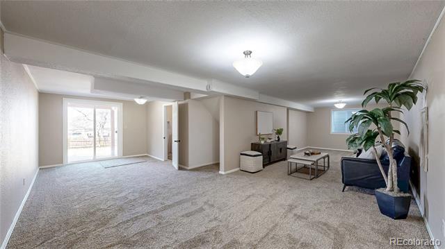 11813 Bellaire Circle