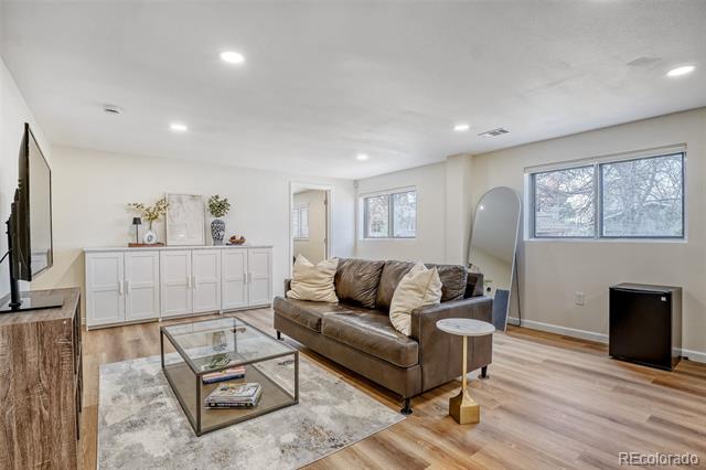 2923 S Reading Court