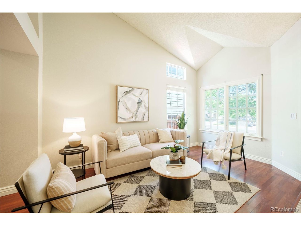 10076 Westside Cir