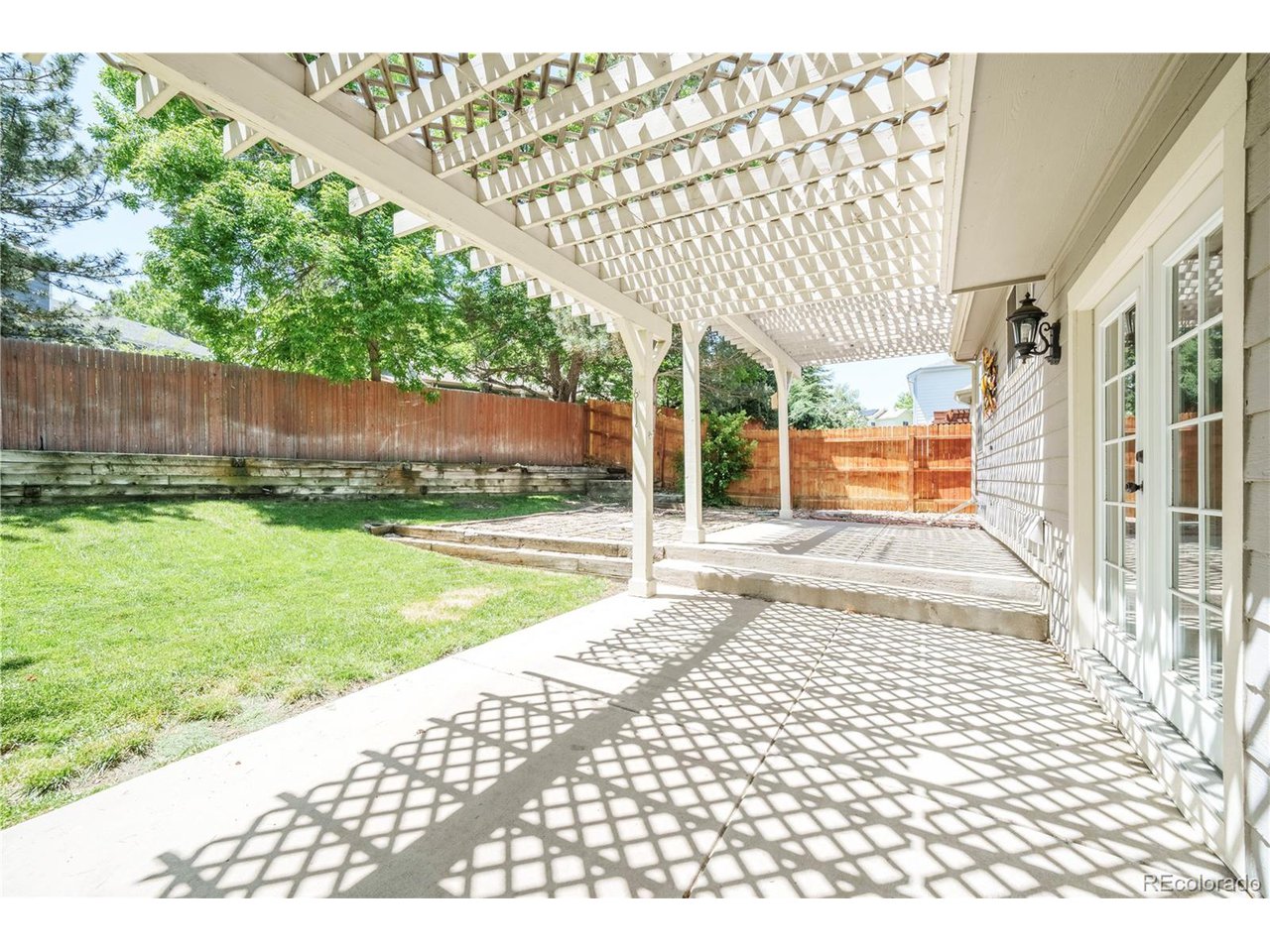 10076 Westside Cir