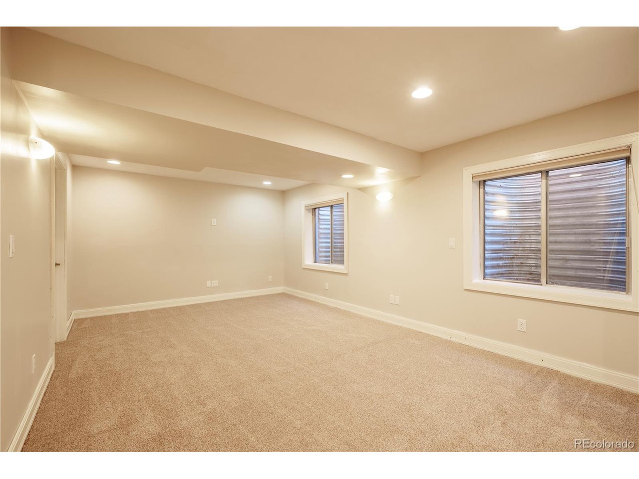 10076 Westside Cir