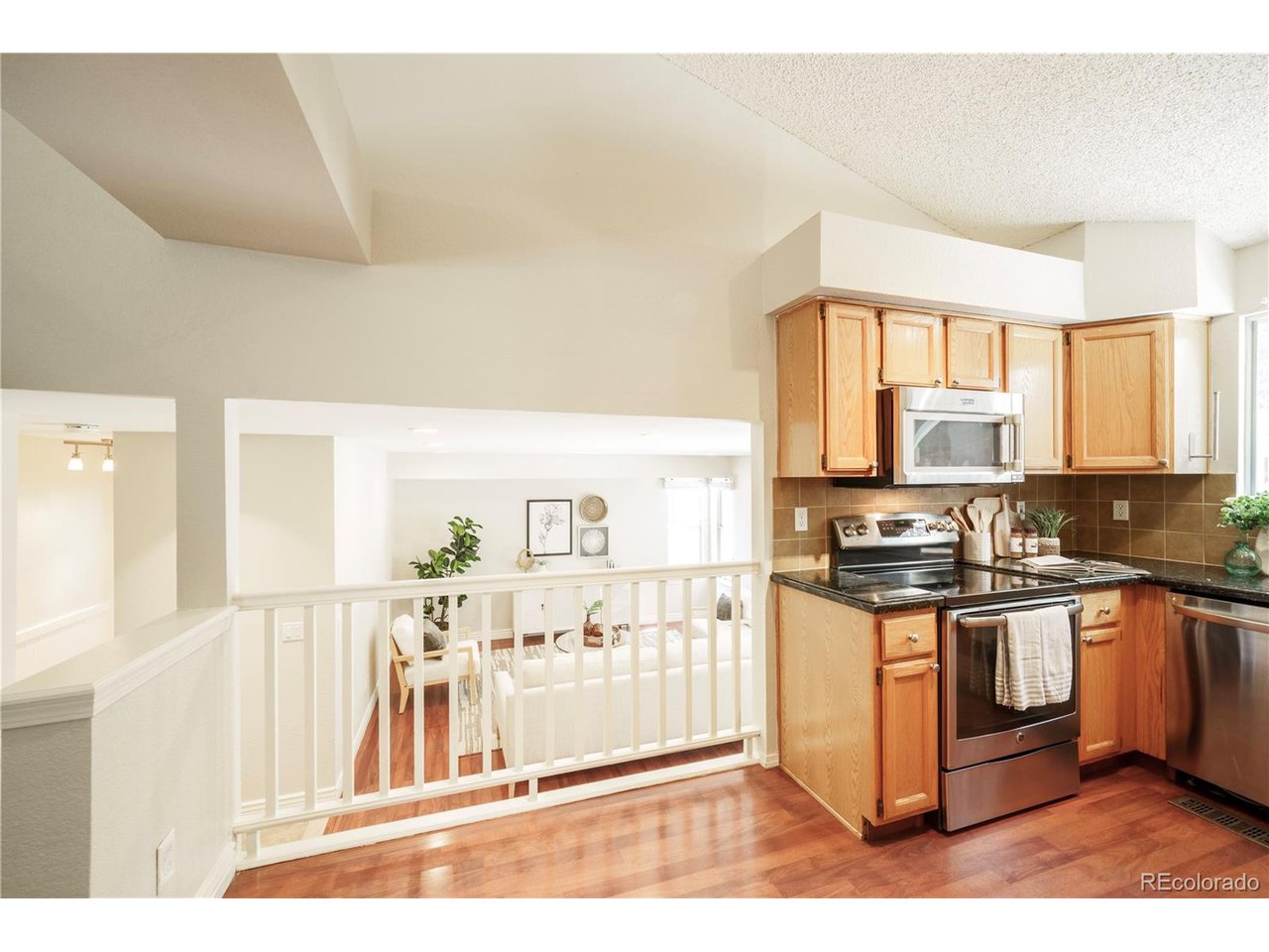 10076 Westside Cir