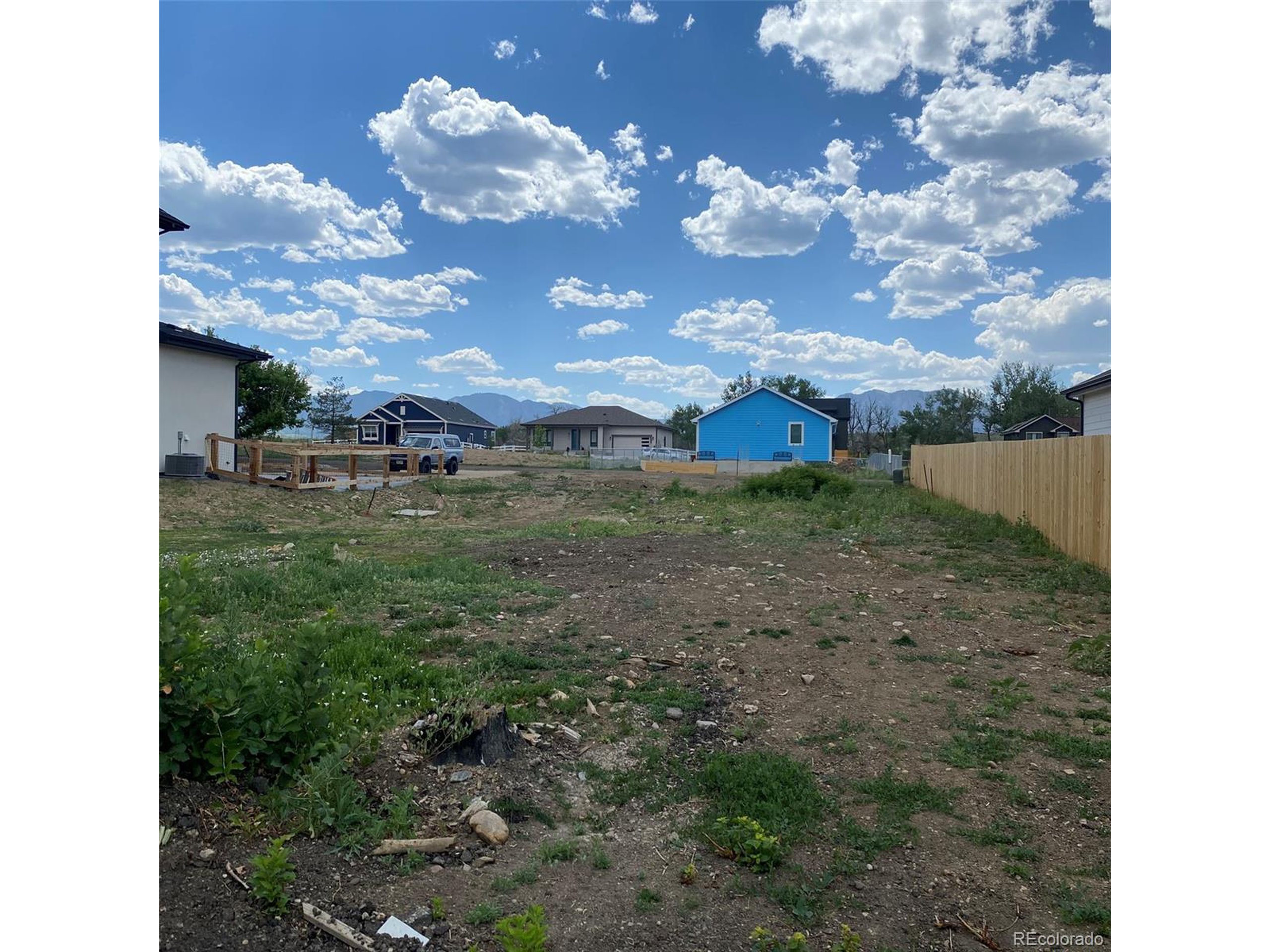409 2nd Ave