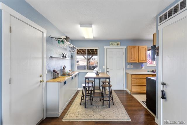 10405 W 107th Place