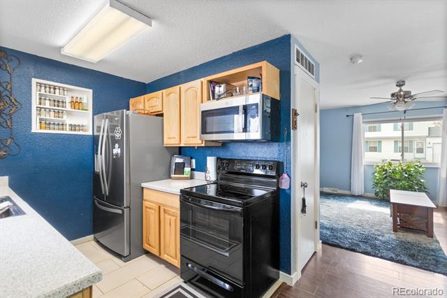 10405 W 107th Place