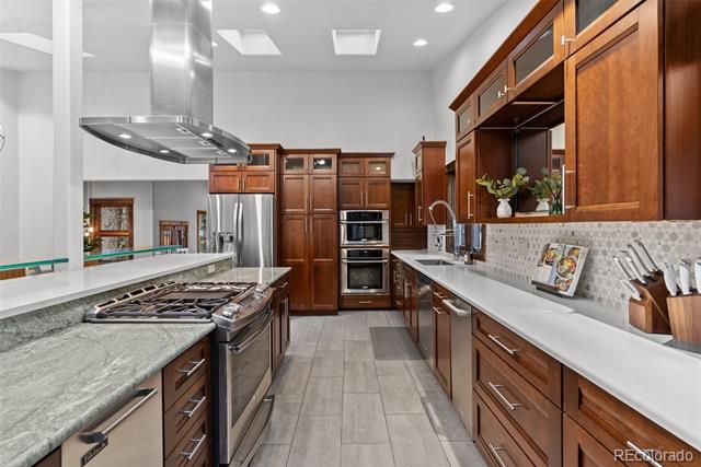 1290 S Lininger Drive