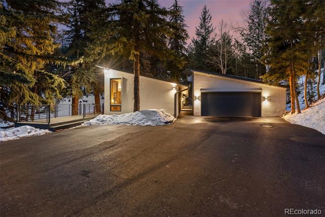 1290 S Lininger Drive