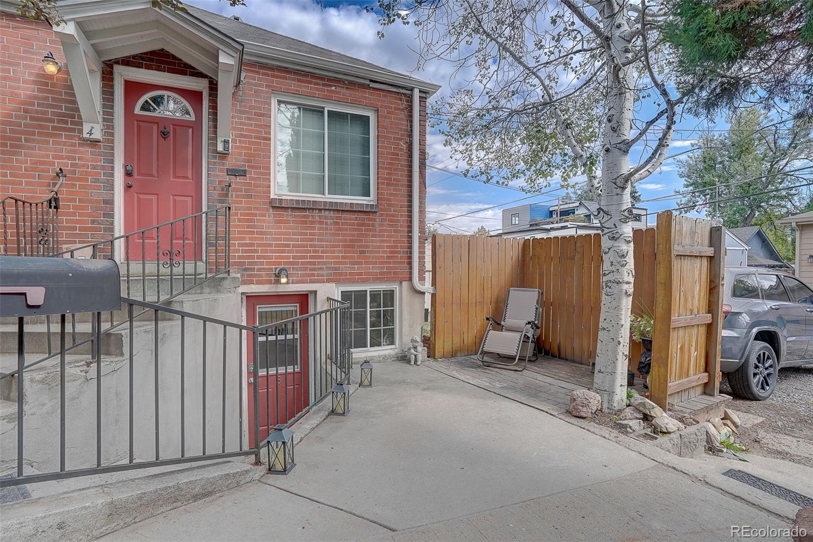 3826 N Vrain Street Unit: 5