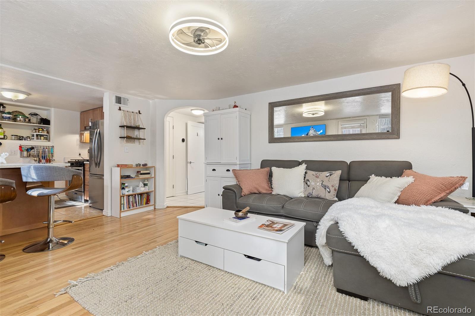 3826 N Vrain Street Unit: 5