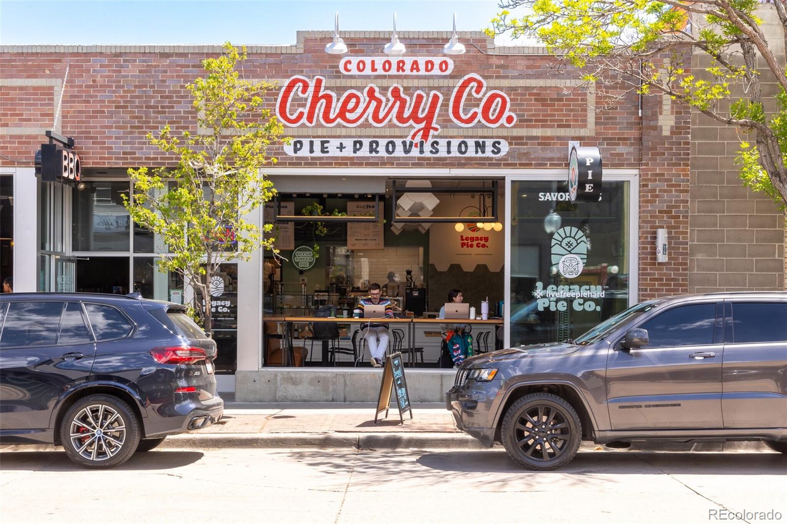 3826 N Vrain Street Unit: 5