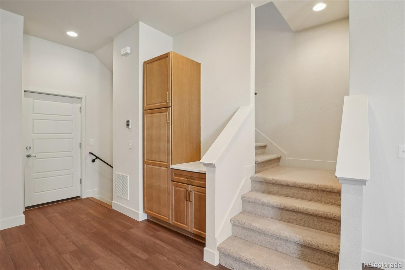 3122 W Bonfils Place
