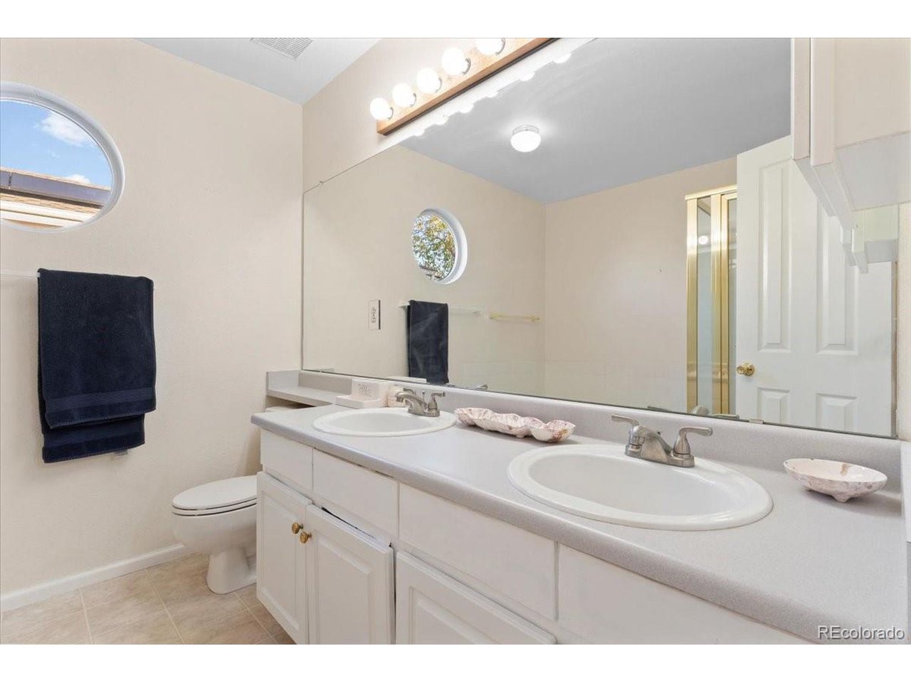 5758 S Jasper Way Centennial