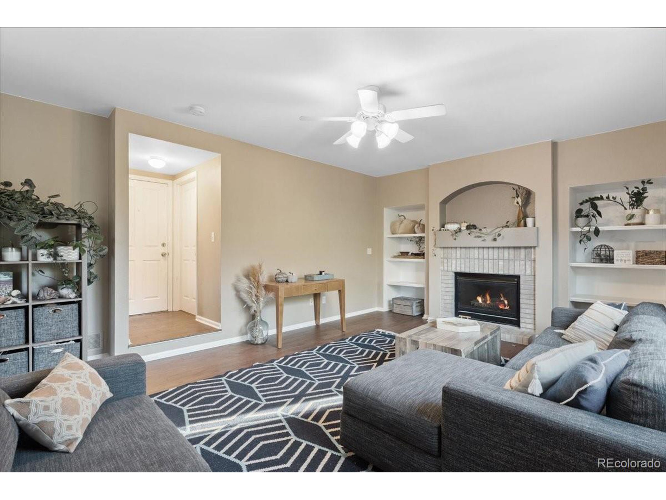 5758 S Jasper Way Centennial