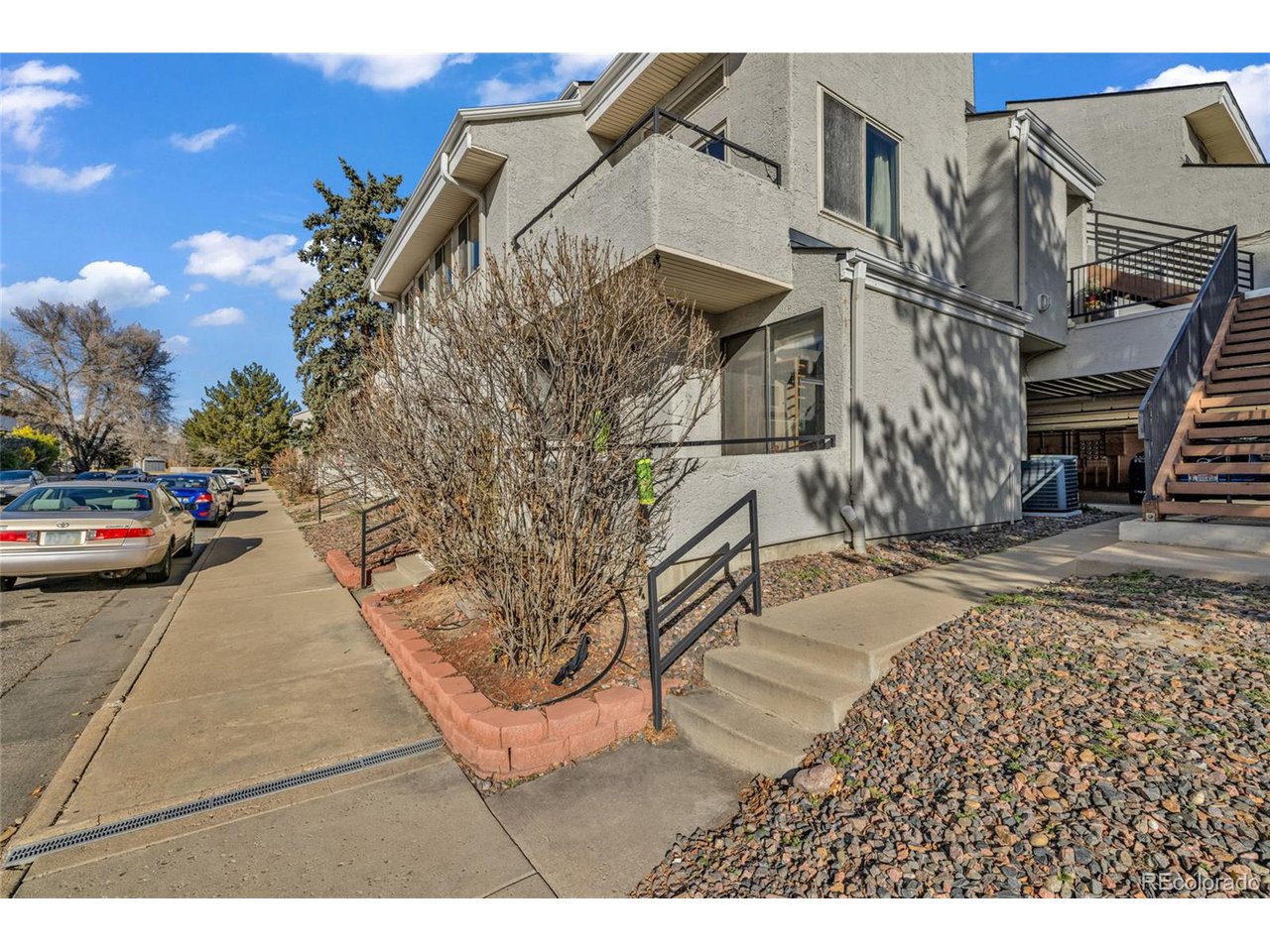1830 Newland Ct 101