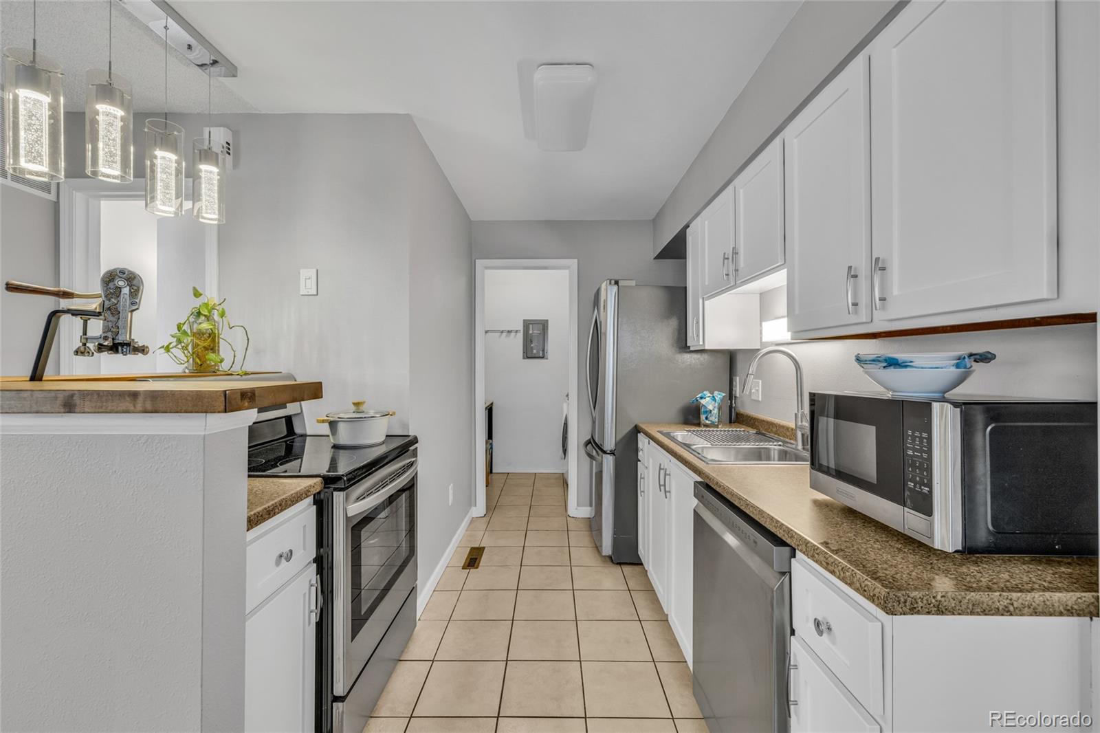 1830 Newland Court Unit: 101