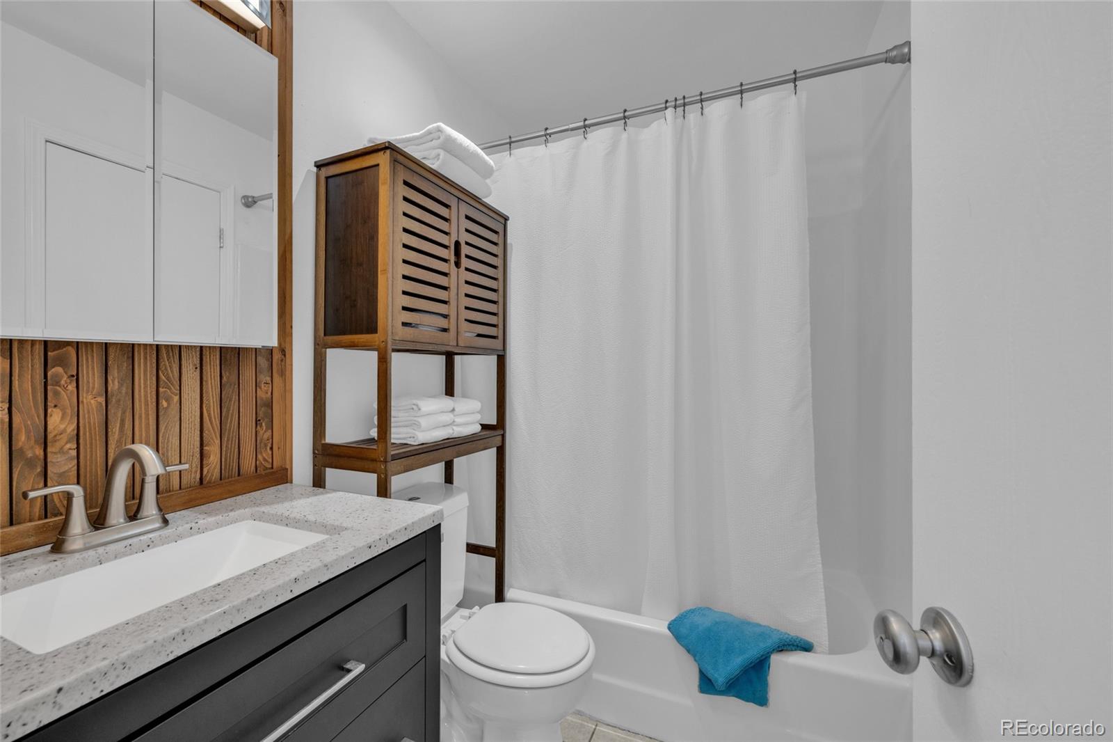 1830 Newland Court Unit: 101