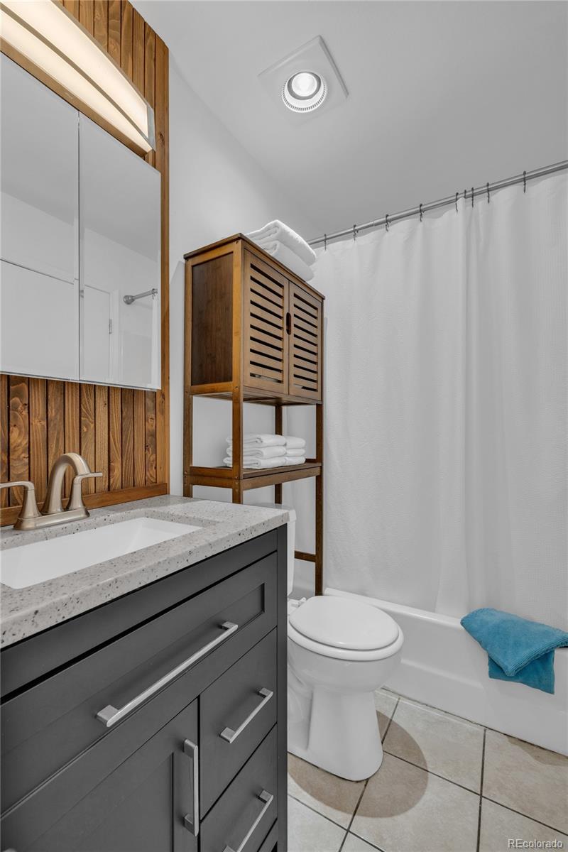 1830 Newland Court Unit: 101