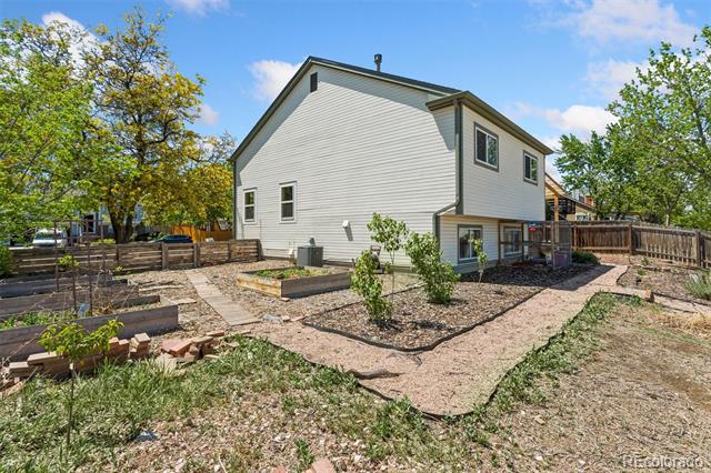 409 W Lucerne Drive