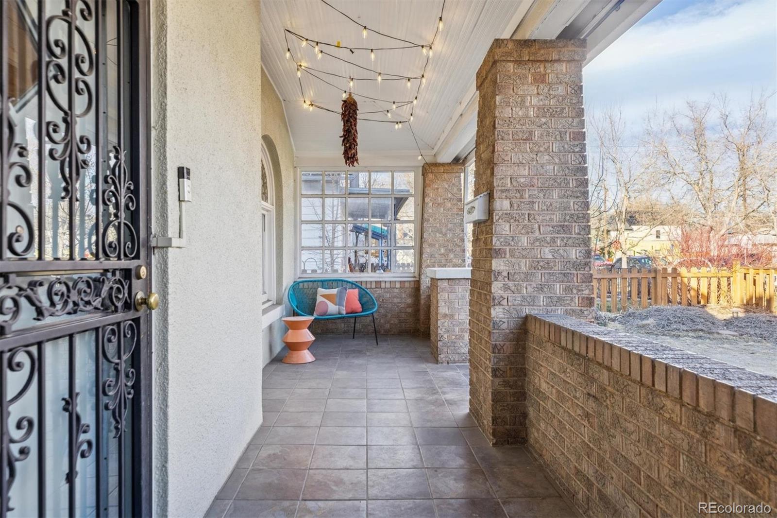 261 Fox Street