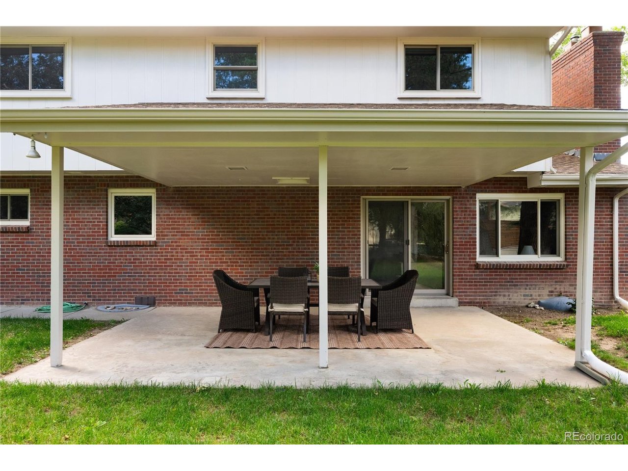 1115 Birdie Rd