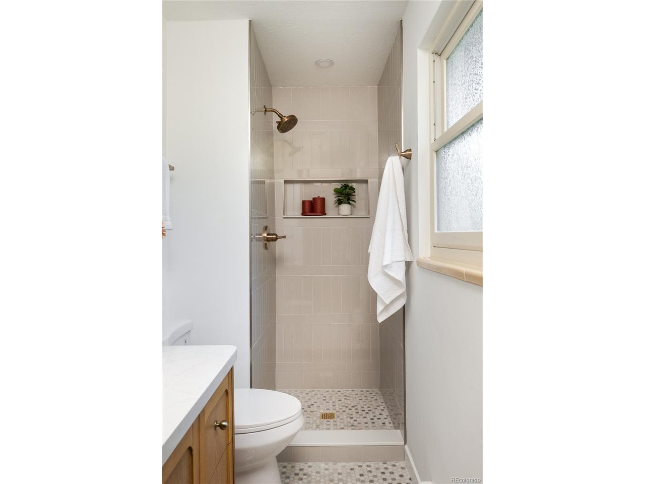 1115 Birdie Rd