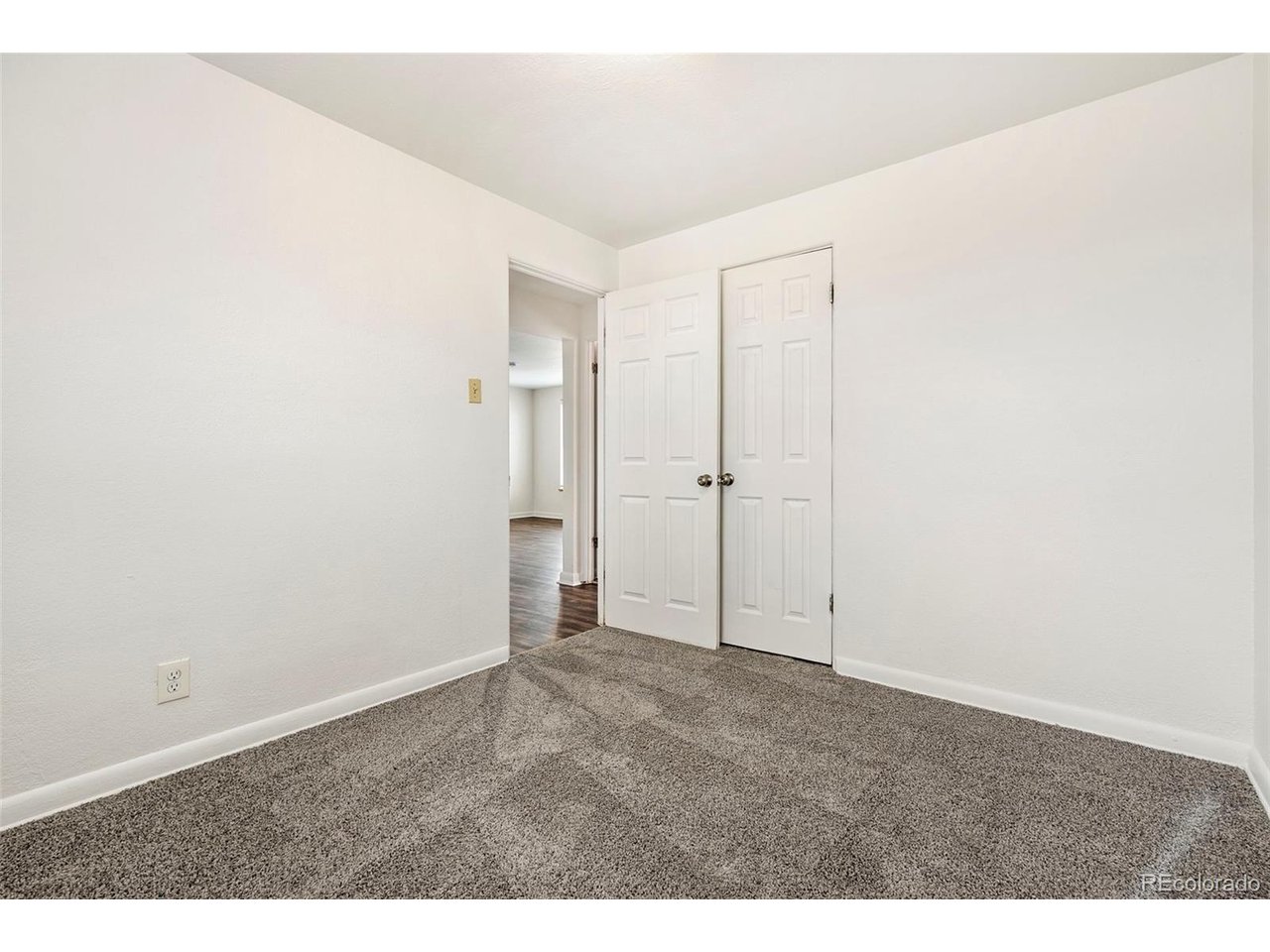7120 W 16th Pl