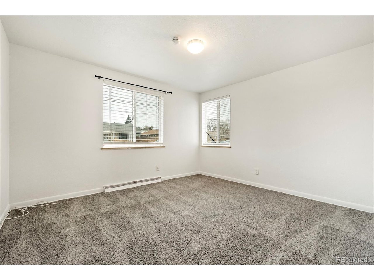 7120 W 16th Pl