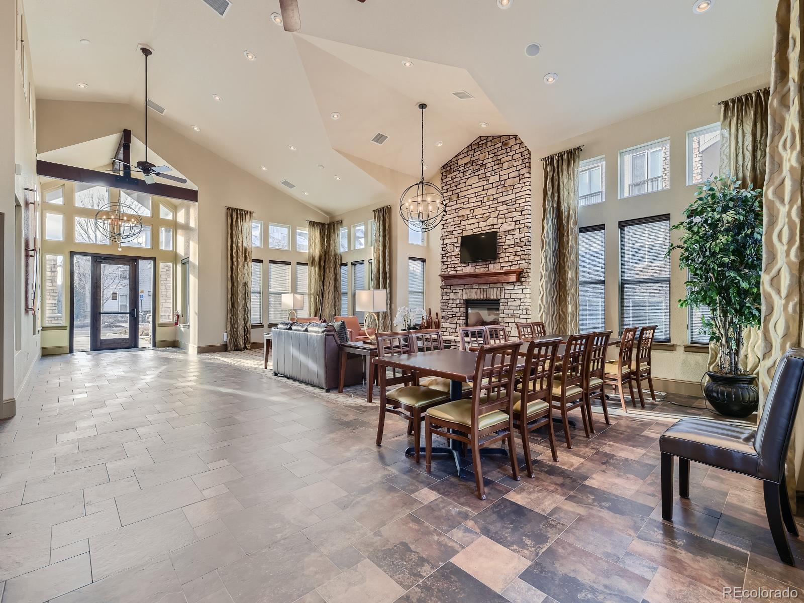 7292 S Blackhawk Street Unit: 206