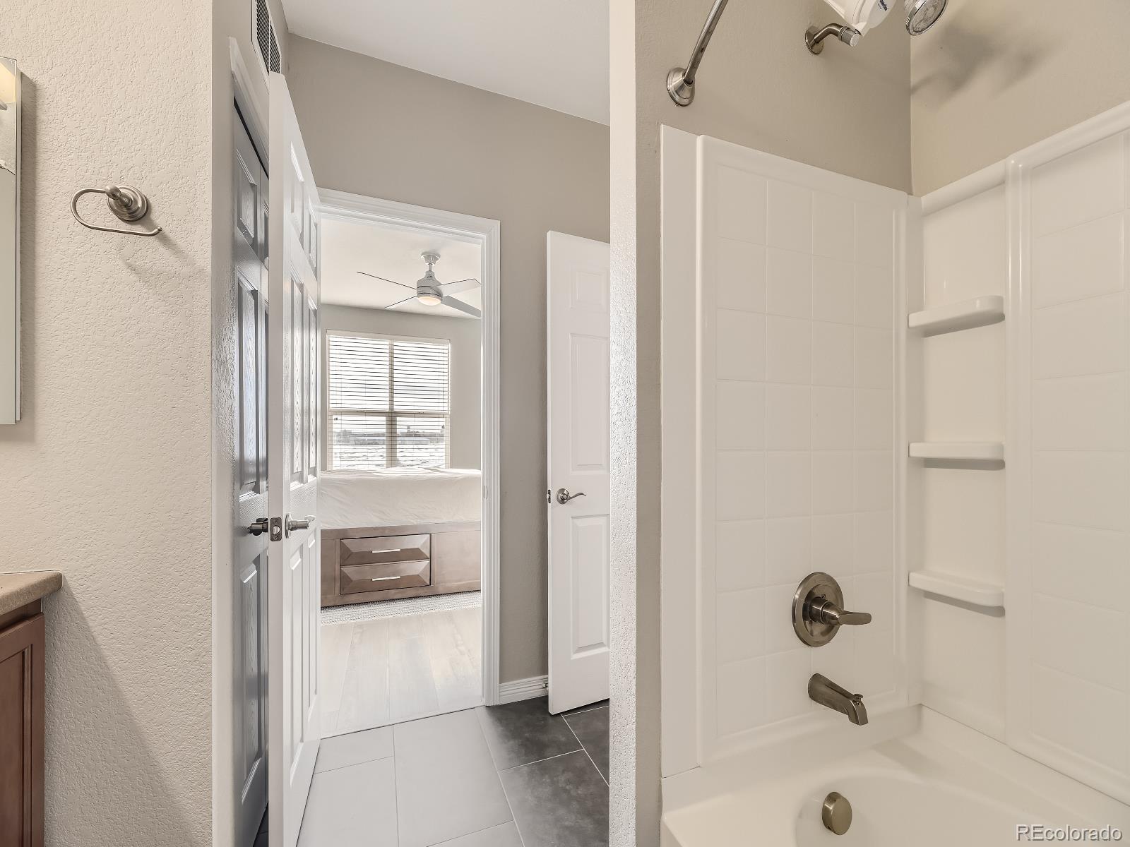 7292 S Blackhawk Street Unit: 206