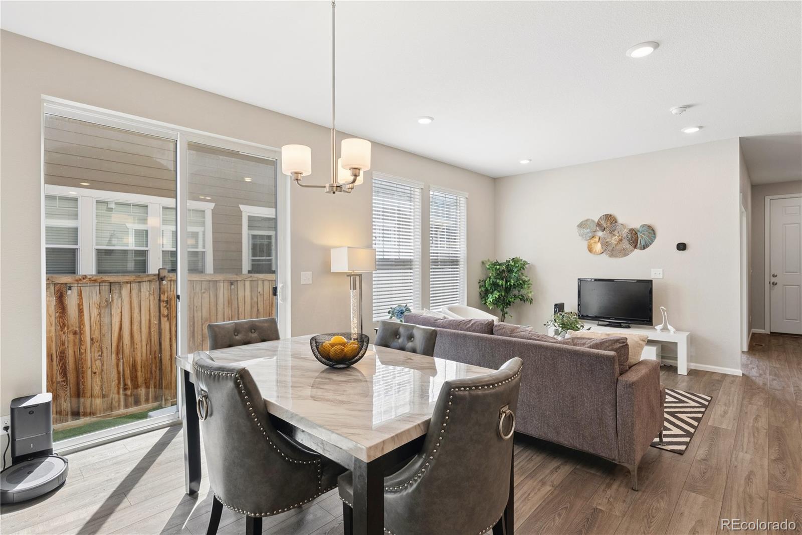 13730 Ash Circle