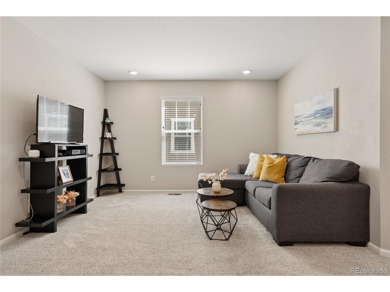 13730 Ash Cir