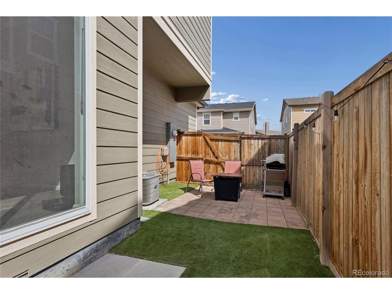 13730 Ash Cir