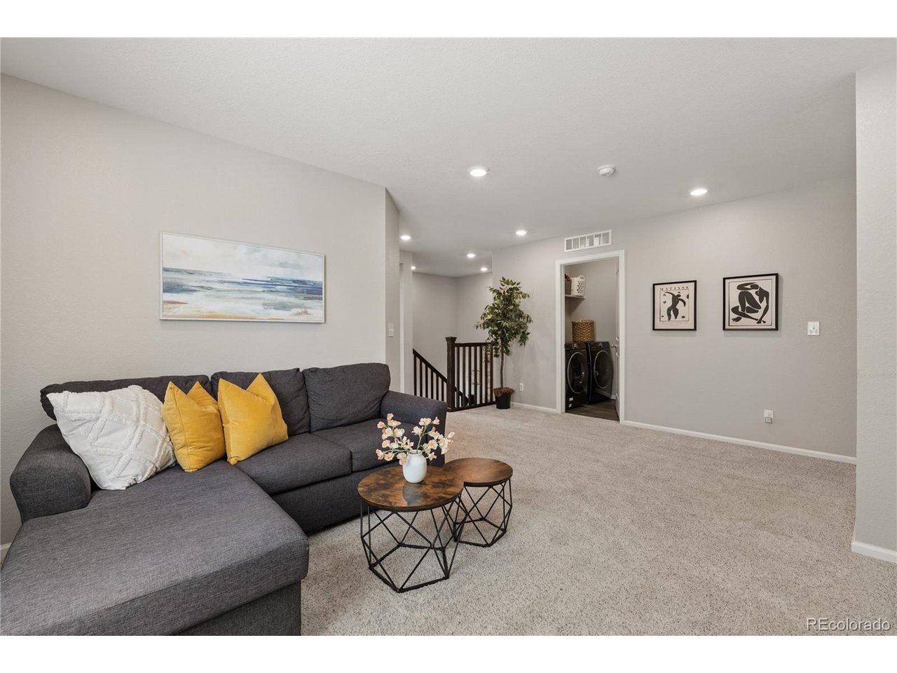 13730 Ash Cir