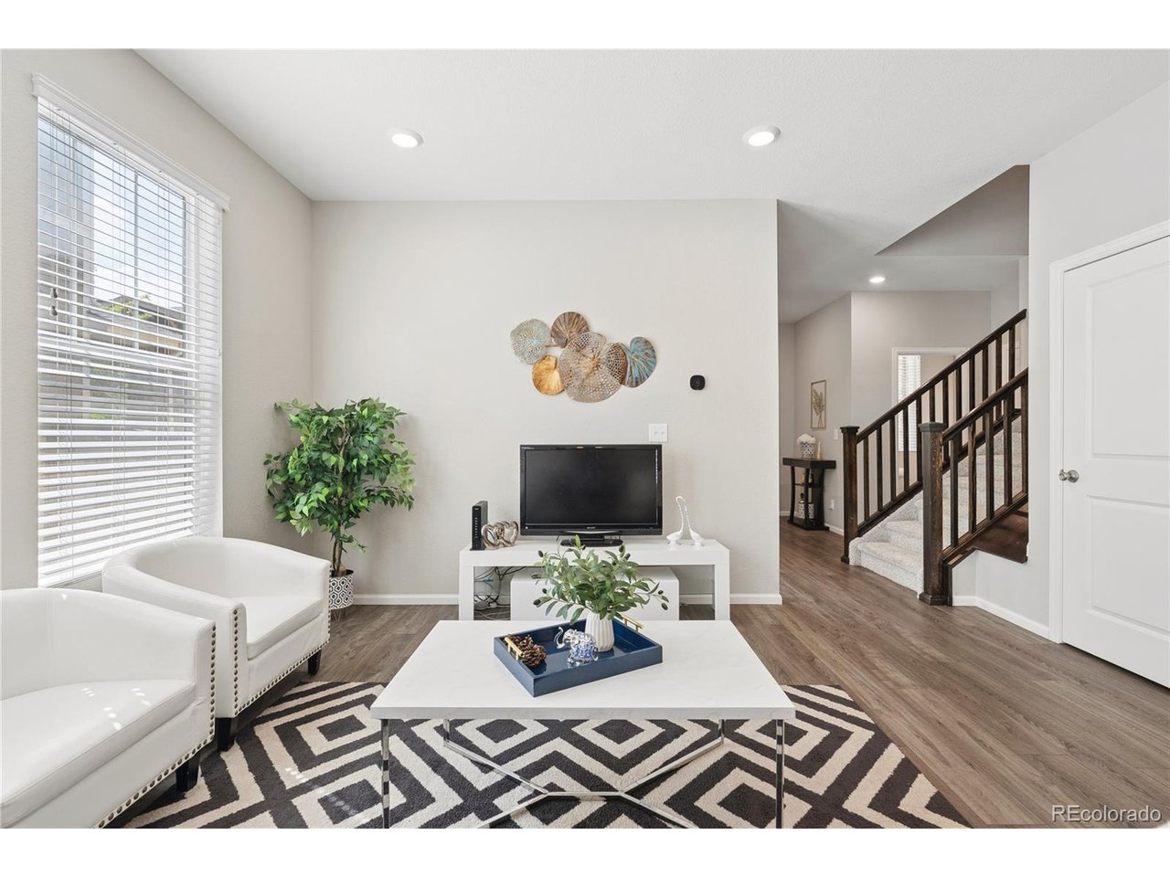 13730 Ash Cir