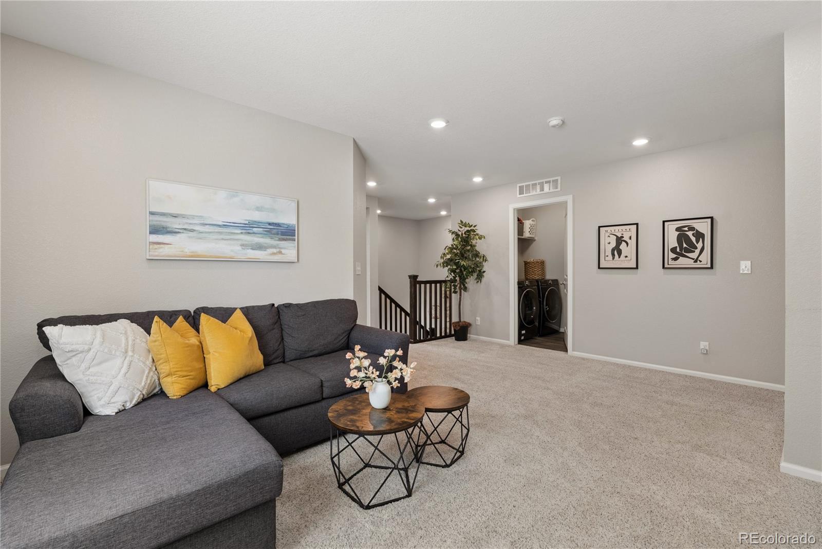 13730 Ash Circle