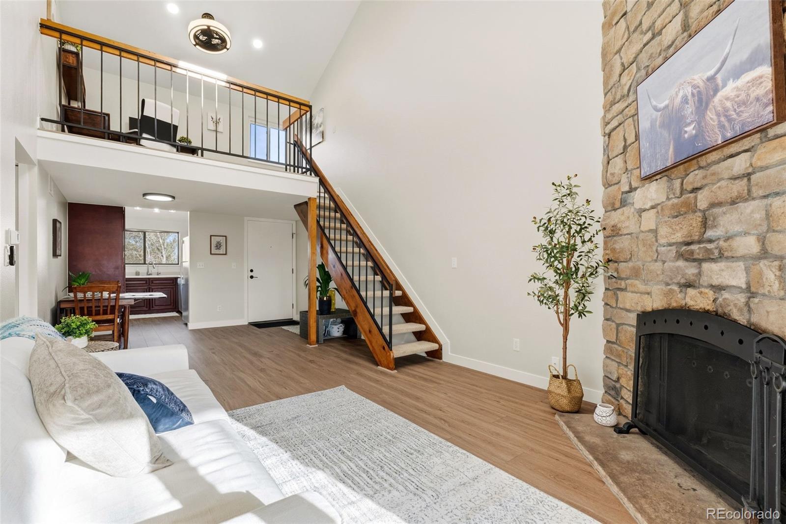 433 Wright Street Unit: 304