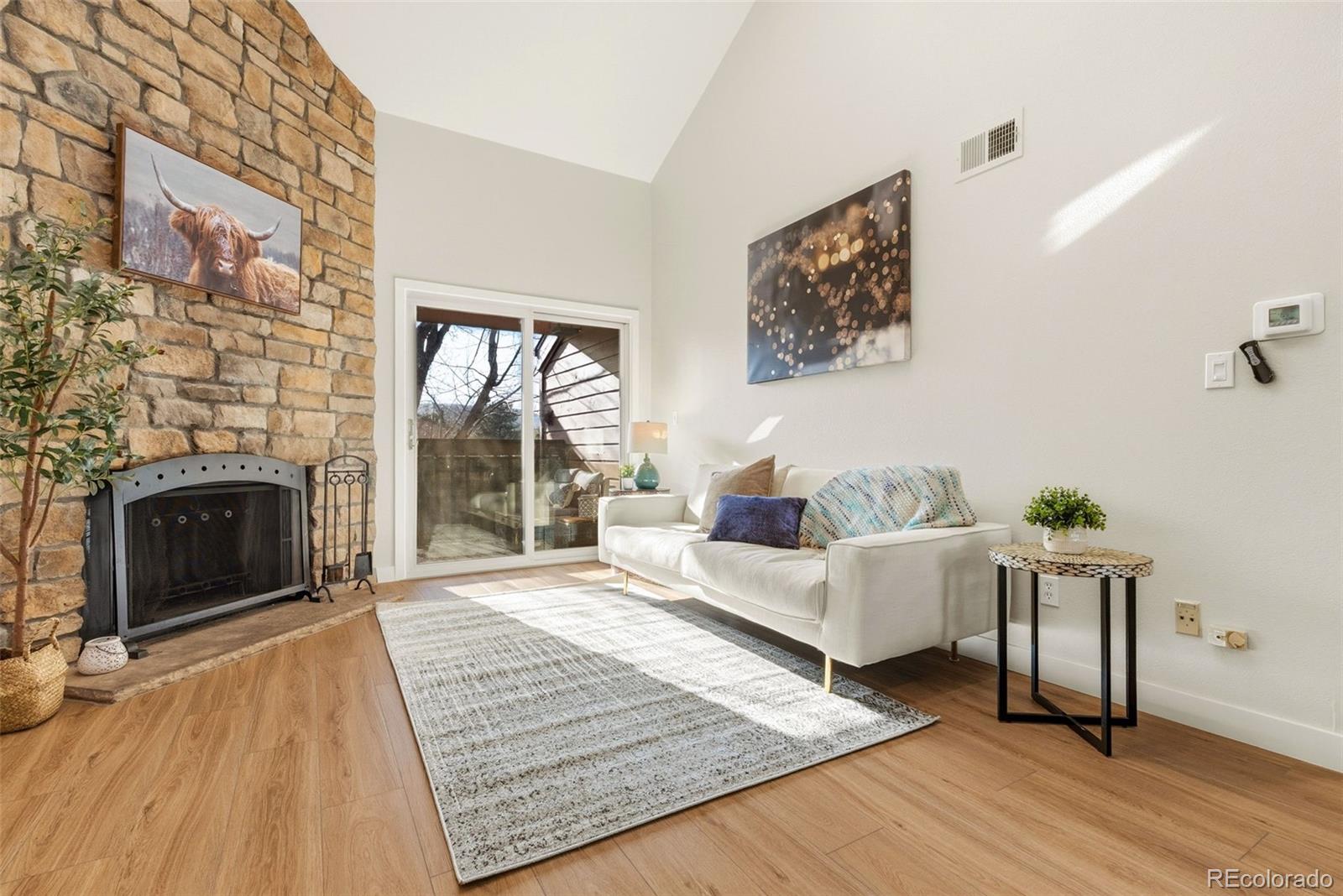 433 Wright Street Unit: 304