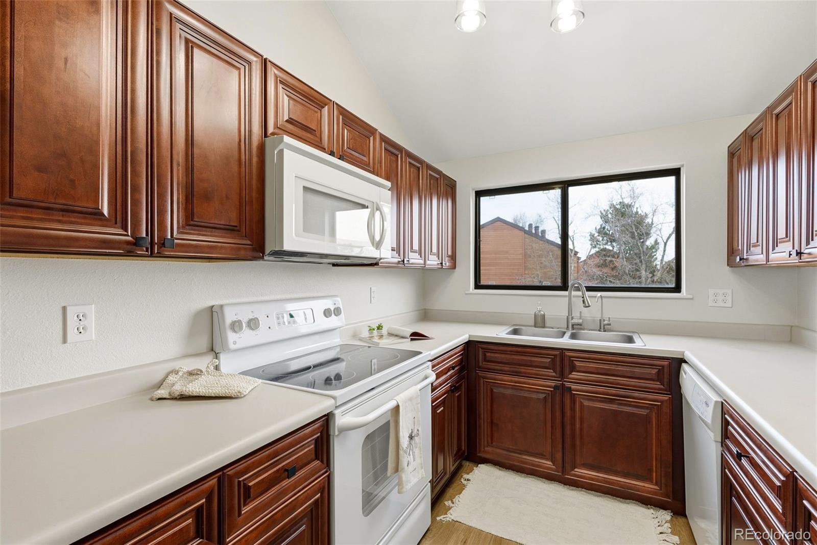 433 Wright Street Unit: 304