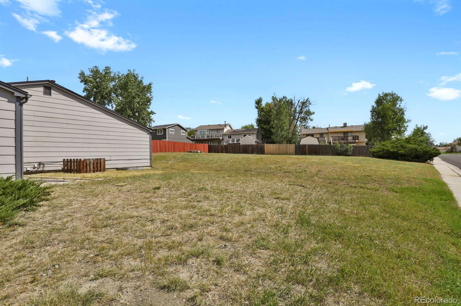 794 Crosstrail Drive