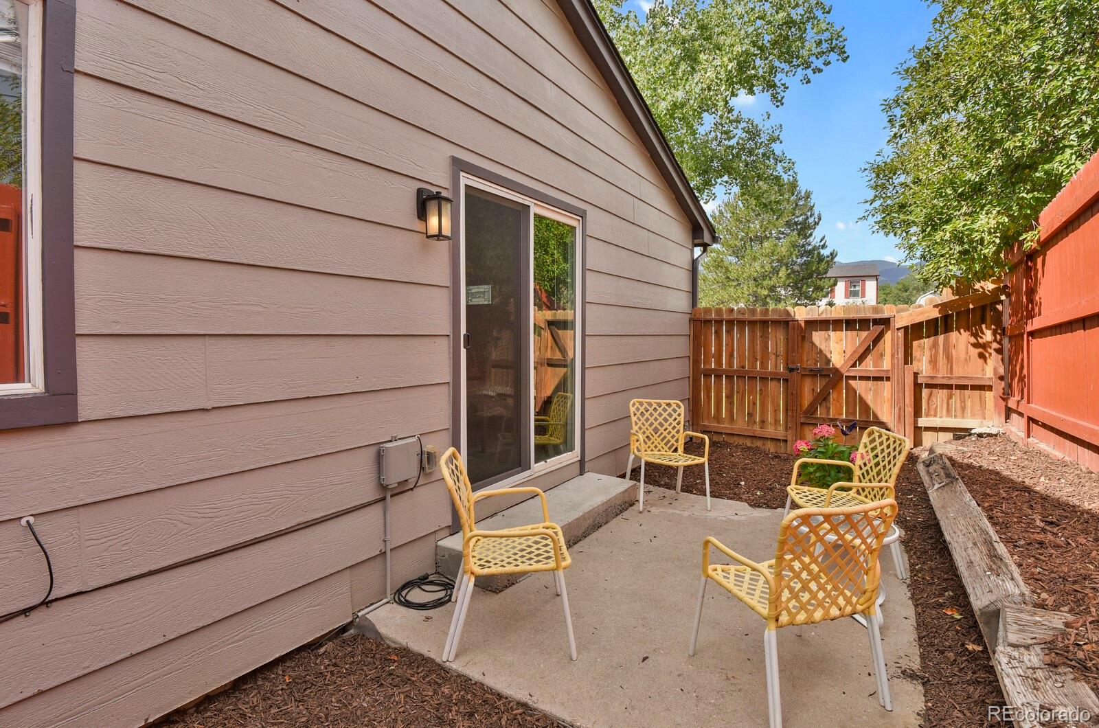 794 Crosstrail Drive