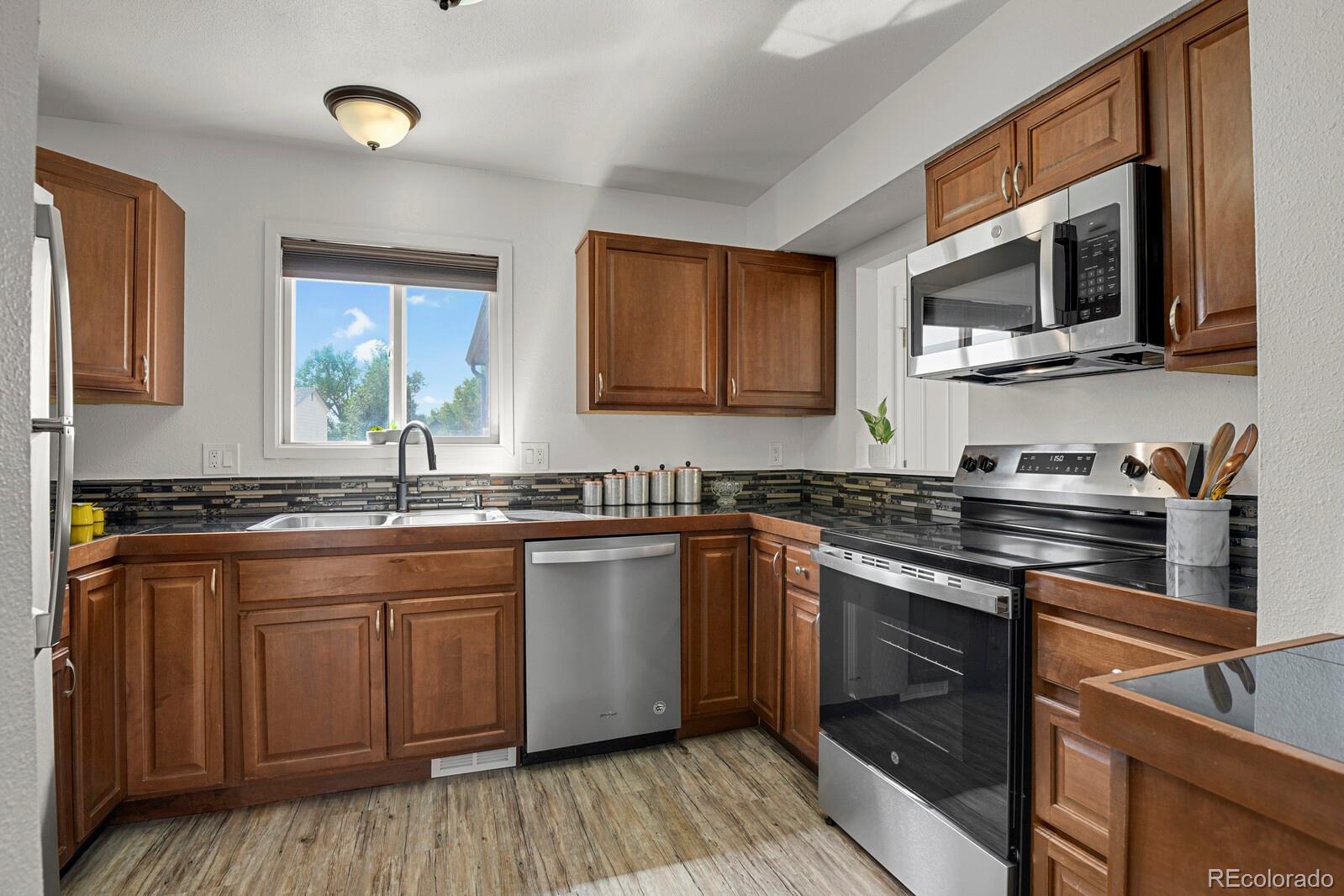 794 Crosstrail Drive