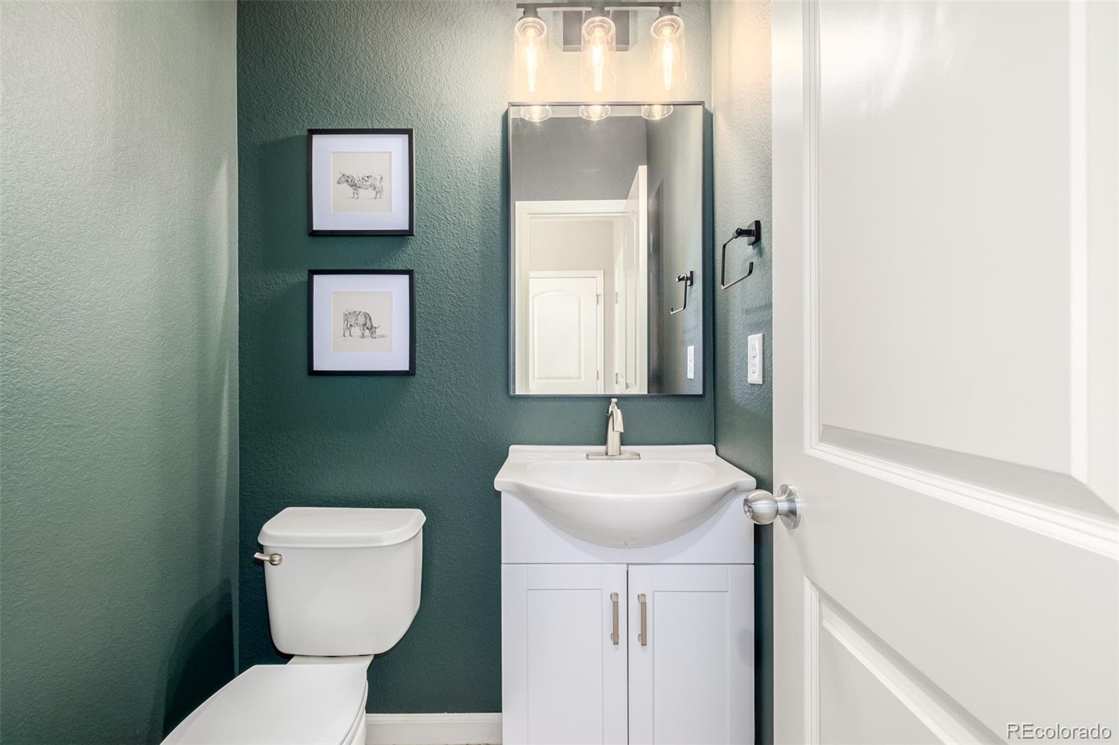 1524 Harpendon Court