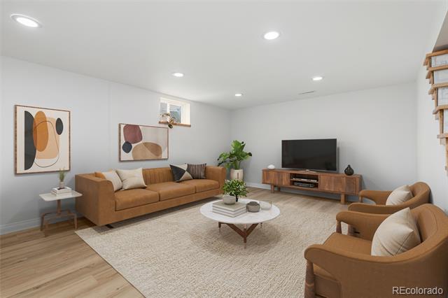 6110 Brooks Drive
