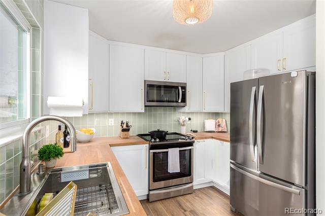 813 E 132nd Drive